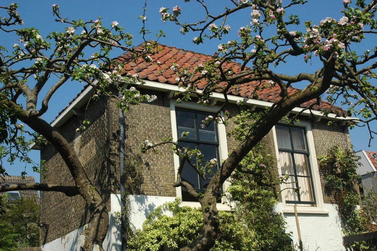 Apple Tree Cottage - Charming Home At Beautiful Canal In Our Idyllic Garden Gouda Exterior photo